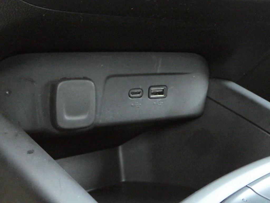 used 2024 Chevrolet Trax car, priced at $22,356