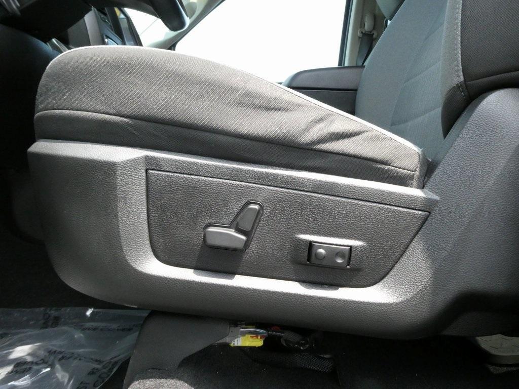 used 2022 Ram 1500 Classic car, priced at $28,935