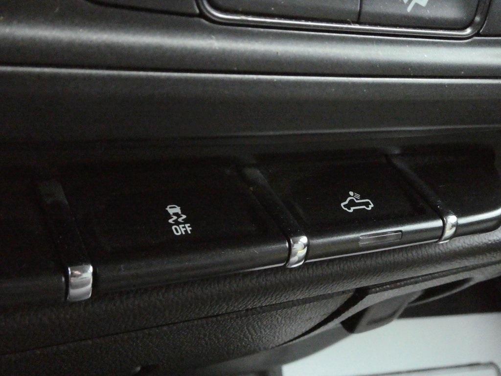 used 2019 GMC Sierra 2500 car, priced at $32,177