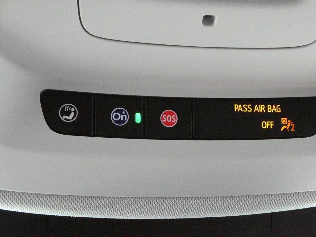 new 2025 Buick Envision car, priced at $41,548