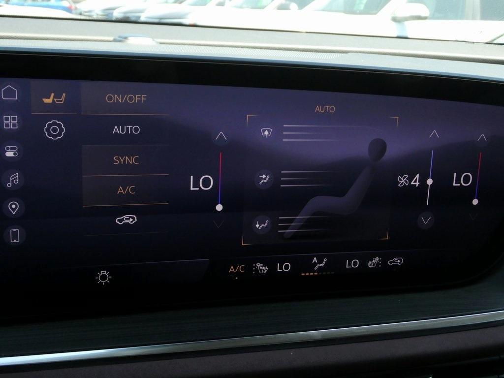 new 2025 Buick Envision car, priced at $41,548