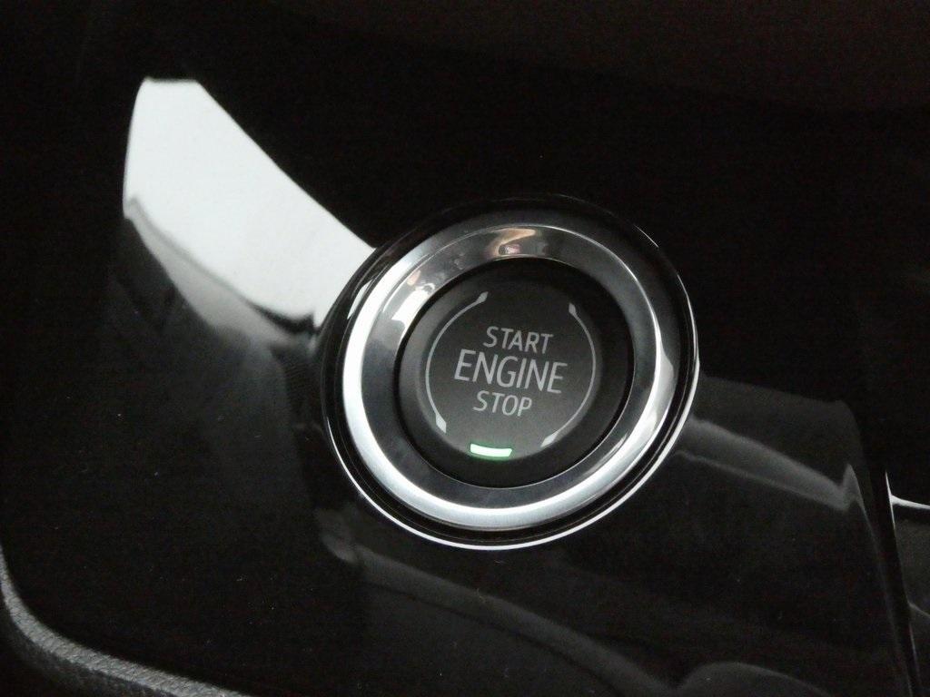 used 2025 Buick Envision car, priced at $36,997