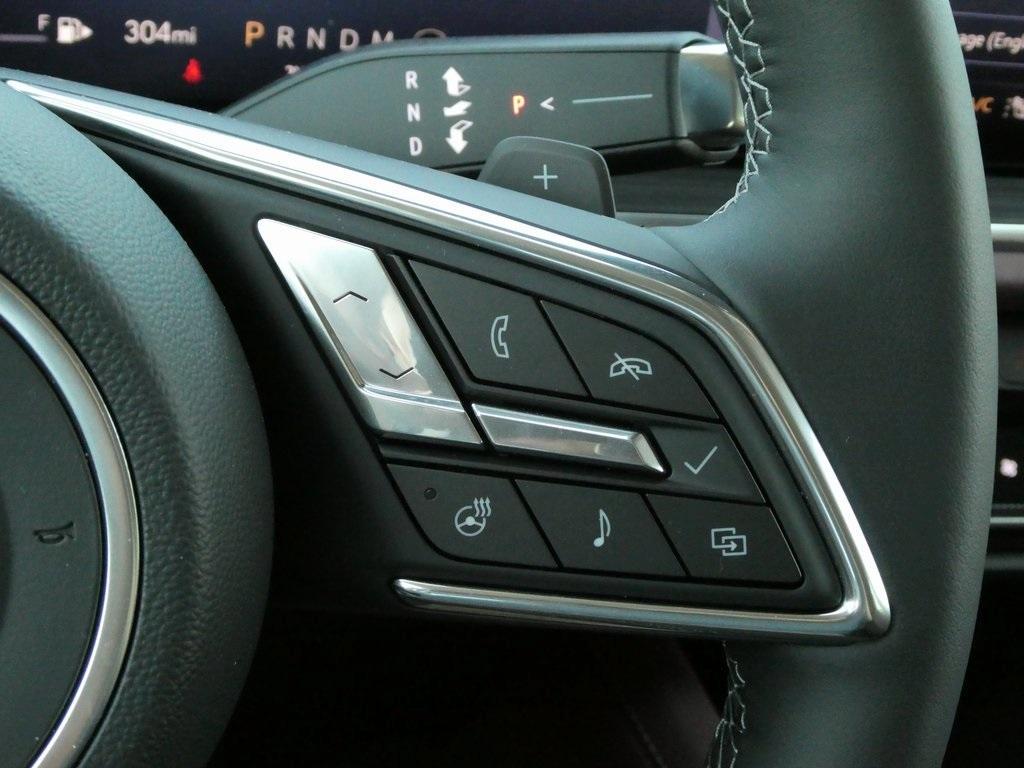 used 2025 Buick Envision car, priced at $39,697
