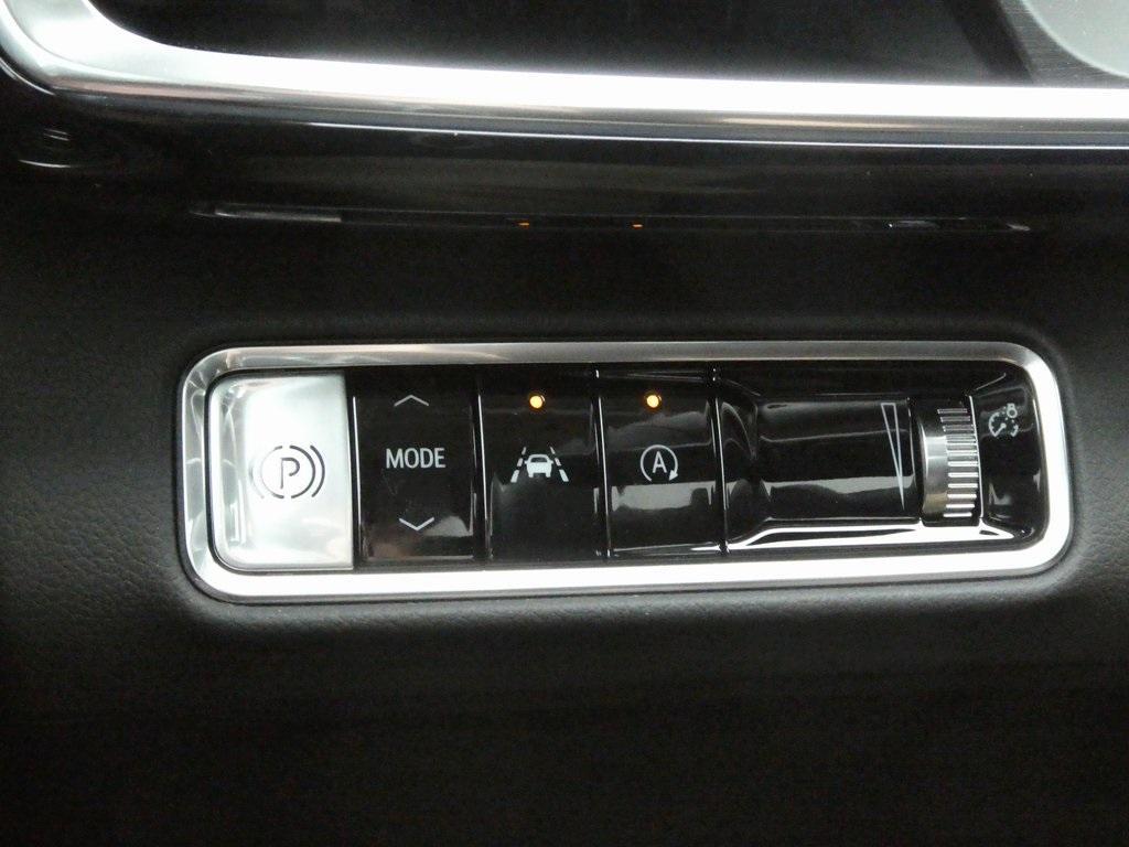 used 2025 Buick Envision car, priced at $36,997