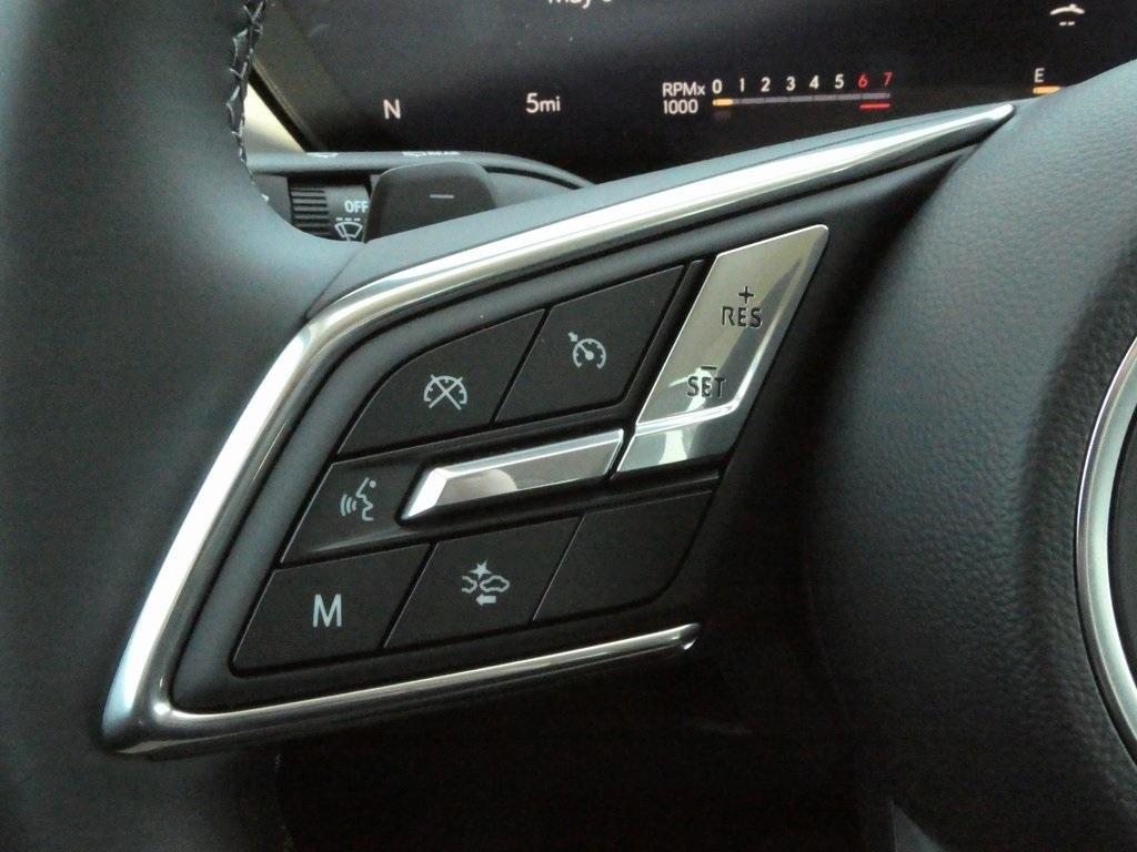 new 2025 Buick Envision car, priced at $37,658