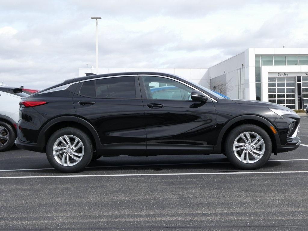 new 2025 Buick Envista car, priced at $26,664