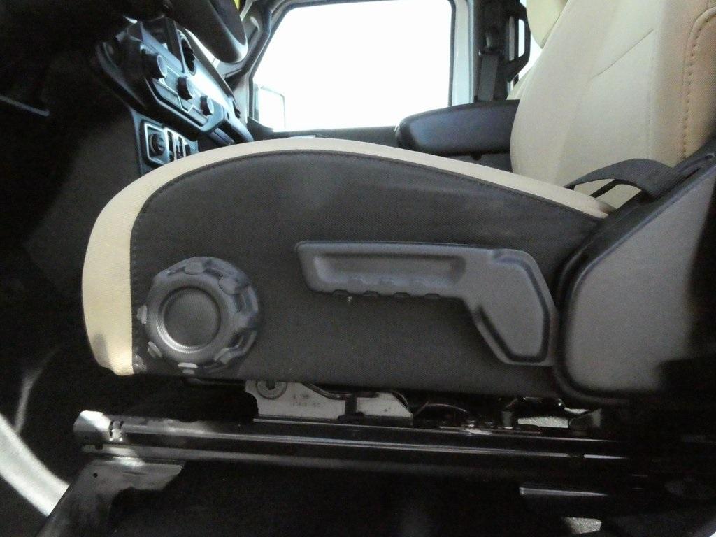 used 2023 Jeep Gladiator car, priced at $29,425