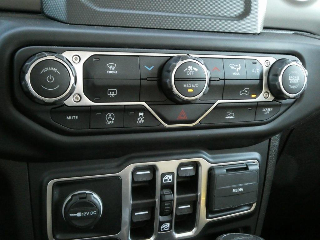 used 2023 Jeep Gladiator car, priced at $29,425