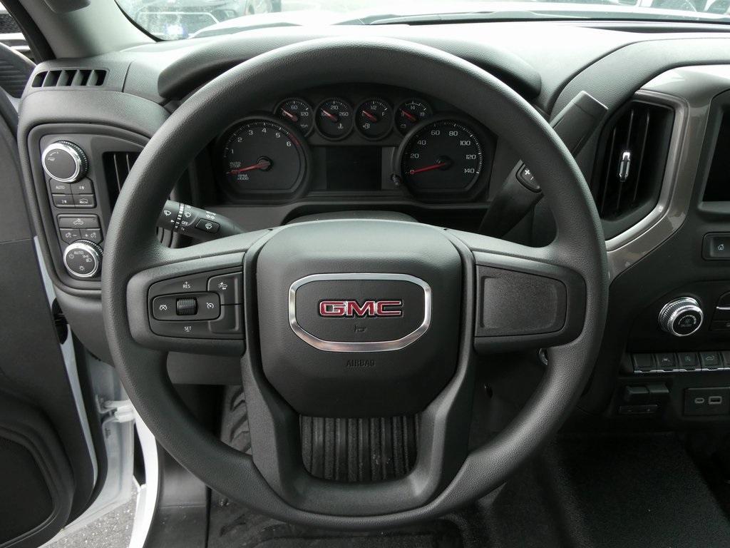 new 2025 GMC Sierra 1500 car, priced at $42,033