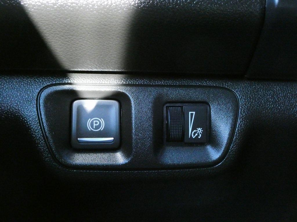 used 2023 GMC Acadia car, priced at $29,997