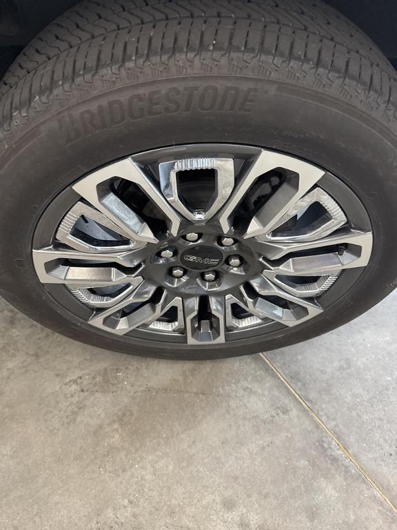 used 2024 GMC Sierra 1500 car, priced at $60,011