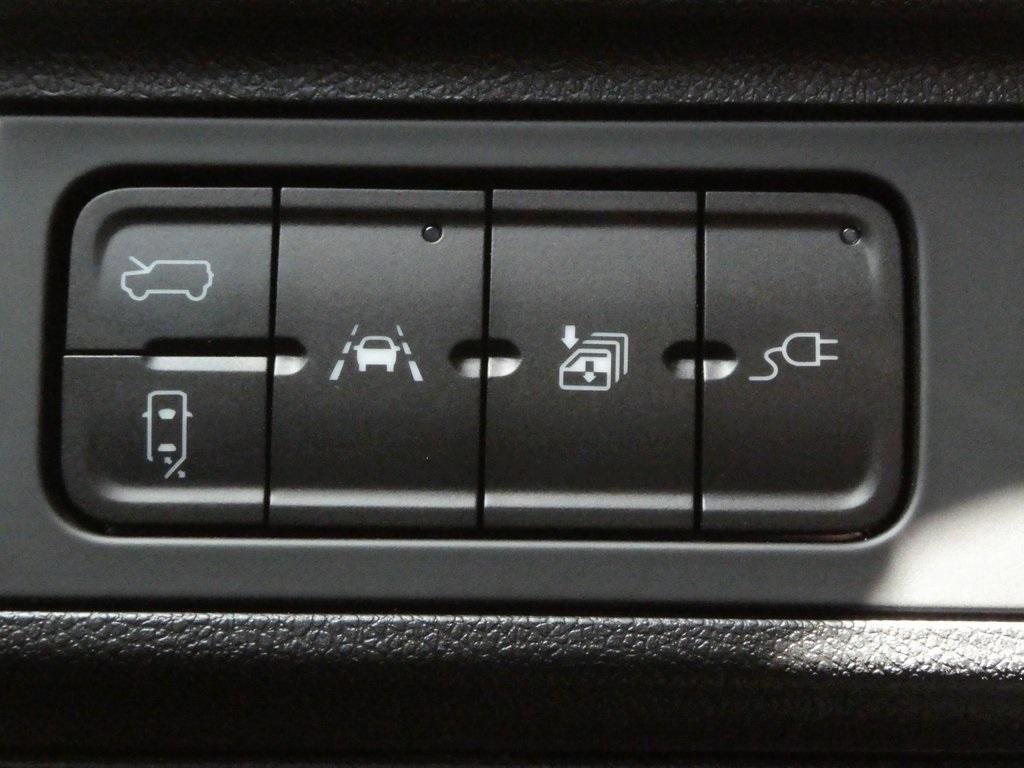 new 2024 GMC HUMMER EV SUV car, priced at $102,435