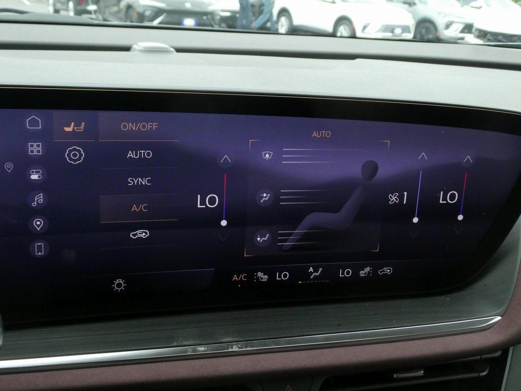 new 2025 Buick Envision car, priced at $40,900