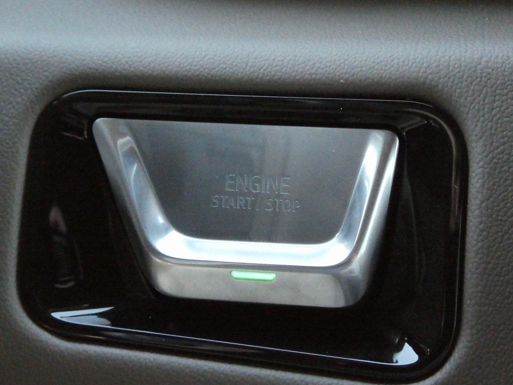 new 2025 GMC Yukon XL car, priced at $93,160