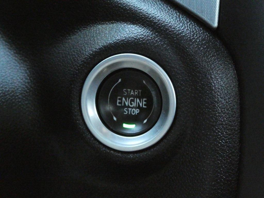 used 2019 GMC Sierra 1500 car, priced at $36,244