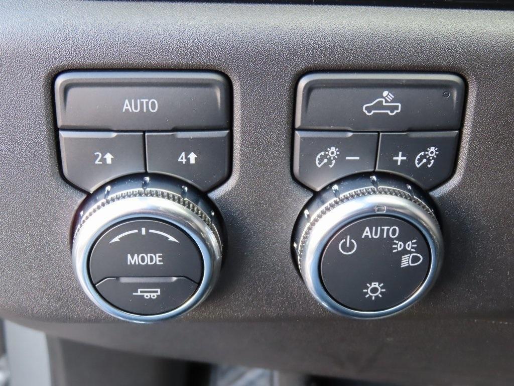 new 2024 GMC Sierra 1500 car, priced at $49,000