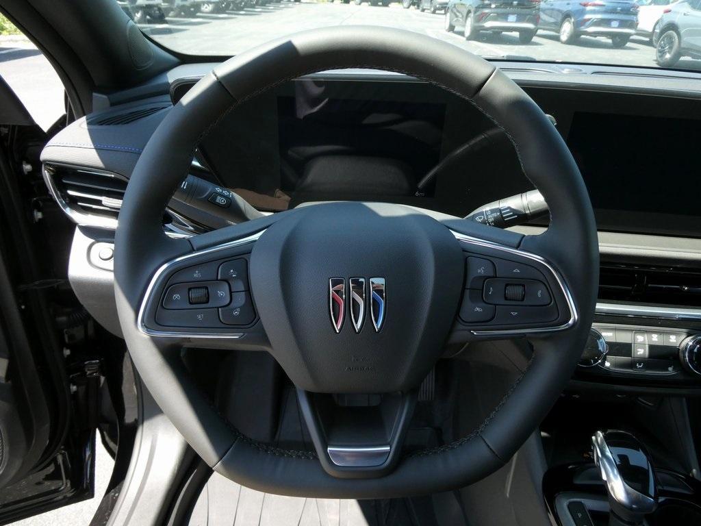 new 2025 Buick Envista car, priced at $30,990