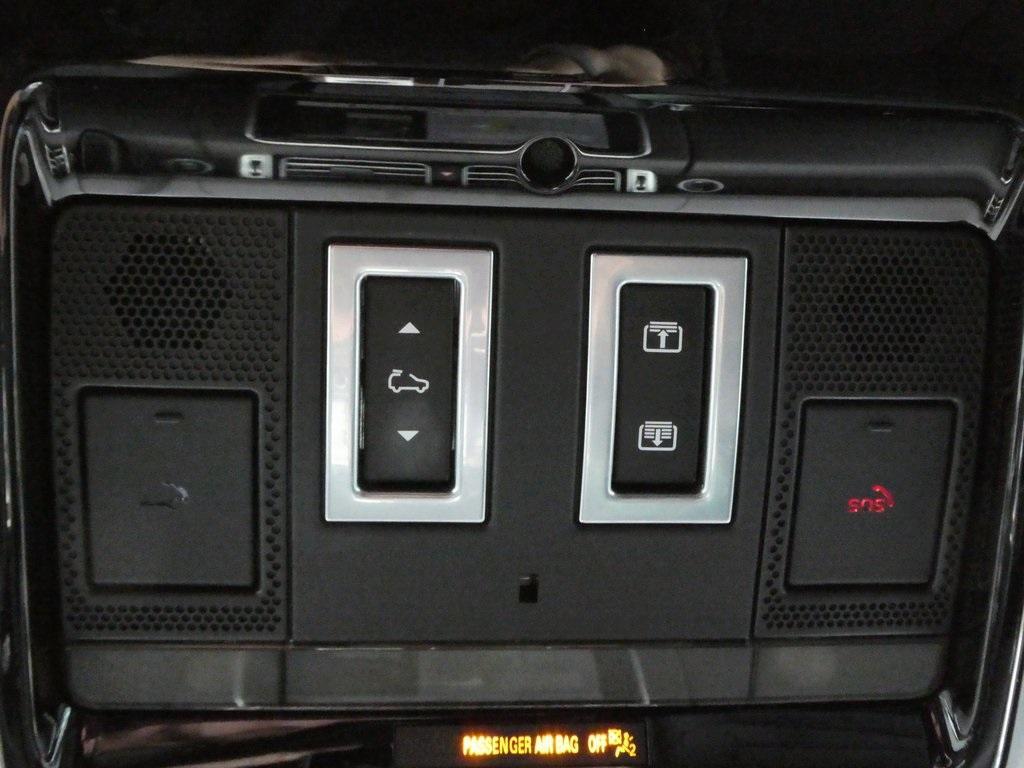 used 2020 Land Rover Range Rover car, priced at $49,897