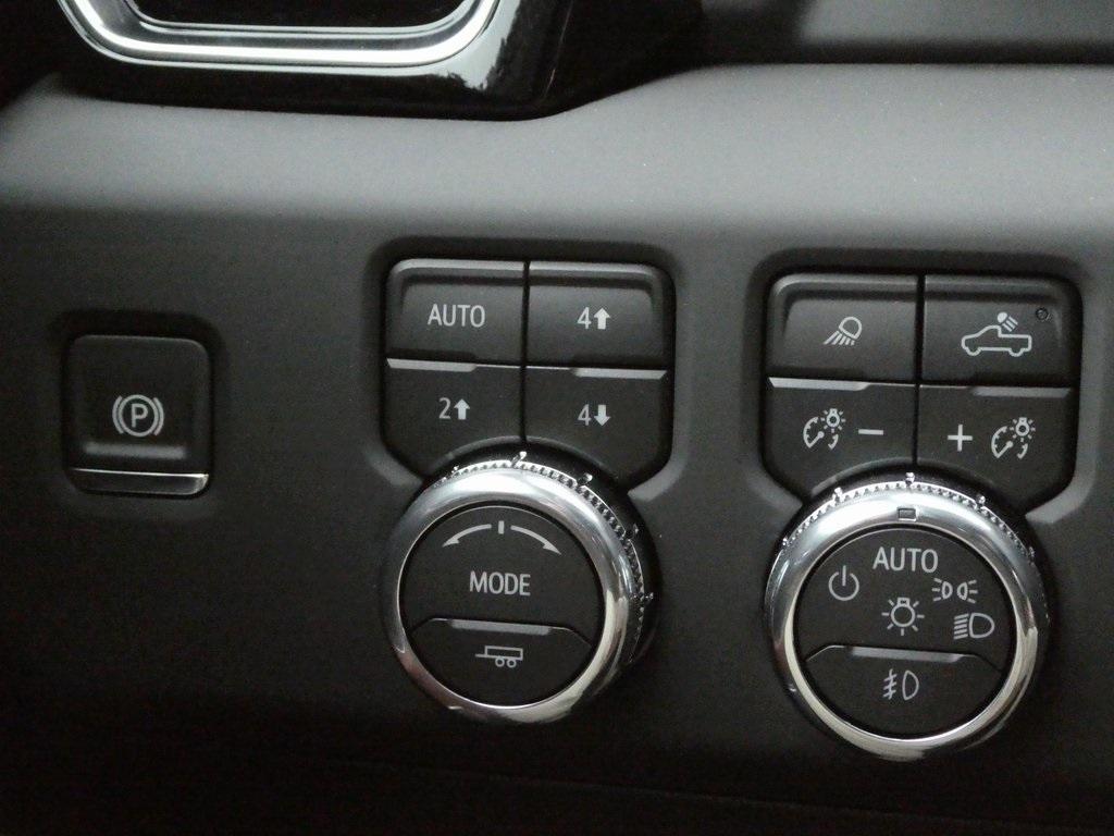 new 2025 GMC Sierra 3500 car, priced at $97,755