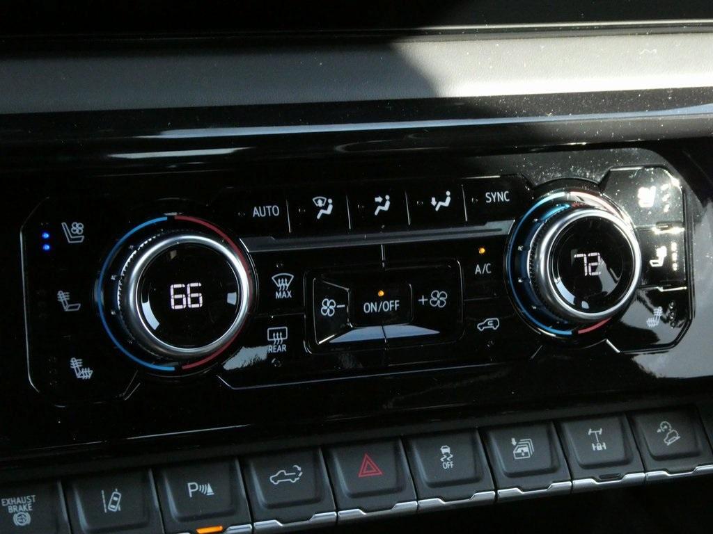 new 2026 GMC Sierra 2500 car, priced at $97,904