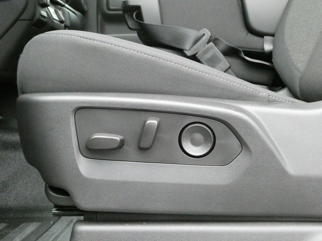 new 2025 GMC Sierra 1500 car, priced at $42,517