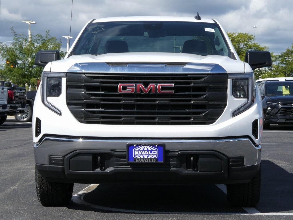 new 2025 GMC Sierra 1500 car, priced at $39,995