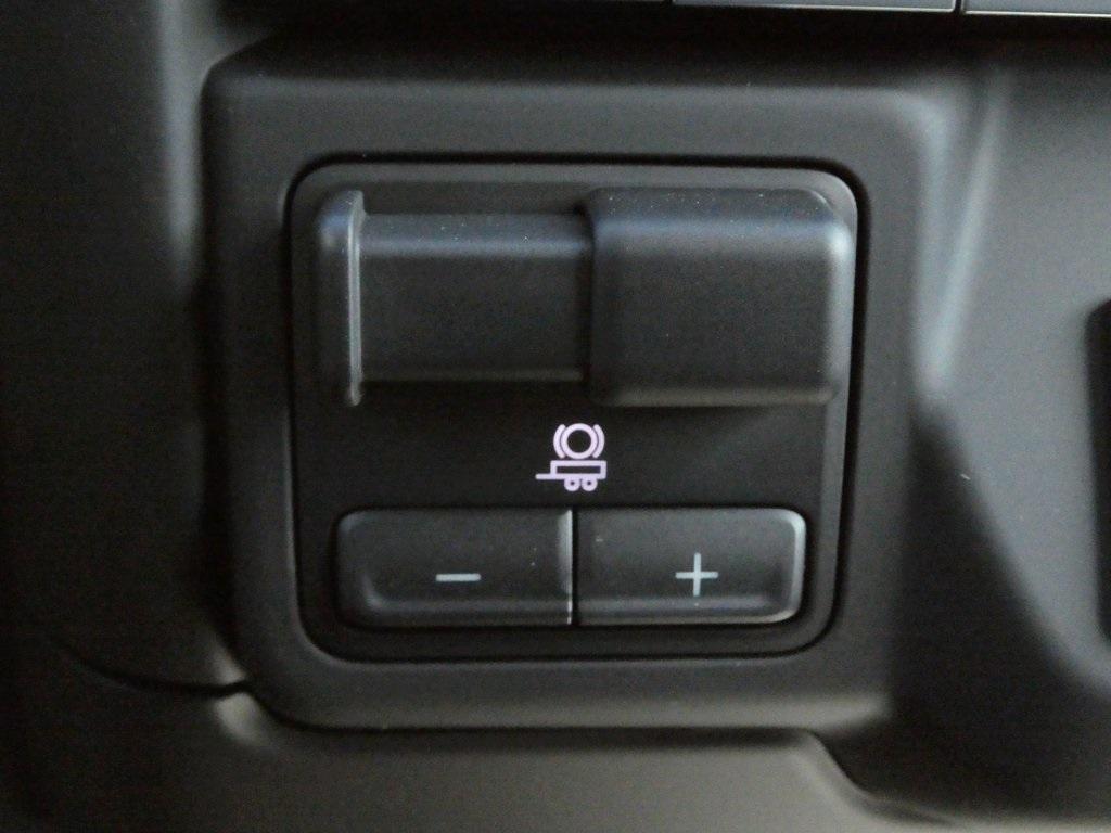 new 2025 GMC Sierra 1500 car, priced at $39,995