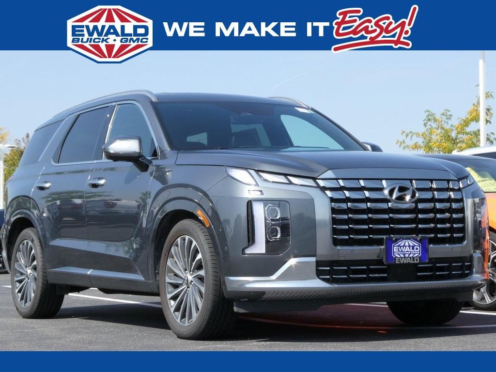 used 2024 Hyundai Palisade car, priced at $38,116