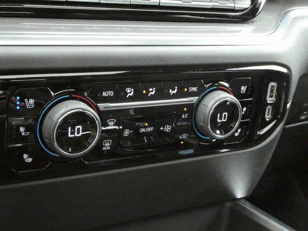 used 2024 Chevrolet Silverado 1500 car, priced at $58,997