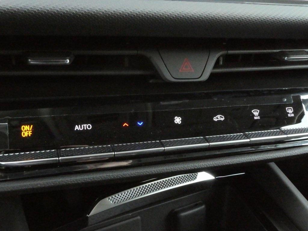 new 2025 Buick Envision car, priced at $38,451