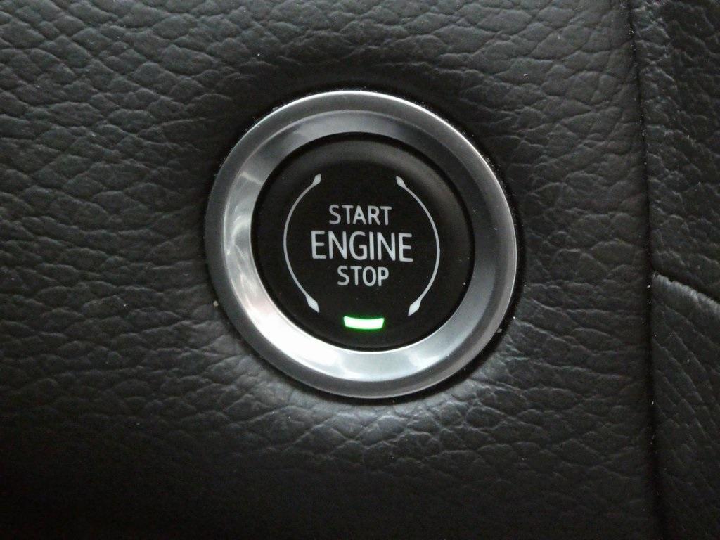 used 2021 GMC Yukon car, priced at $48,997