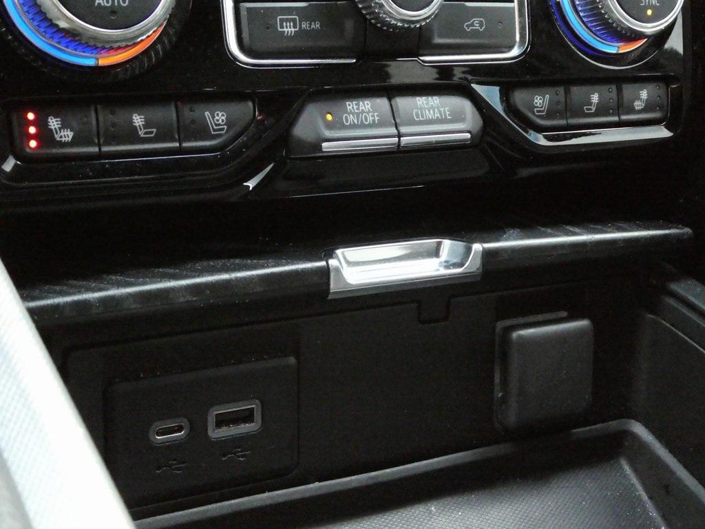 used 2021 GMC Yukon car, priced at $48,433