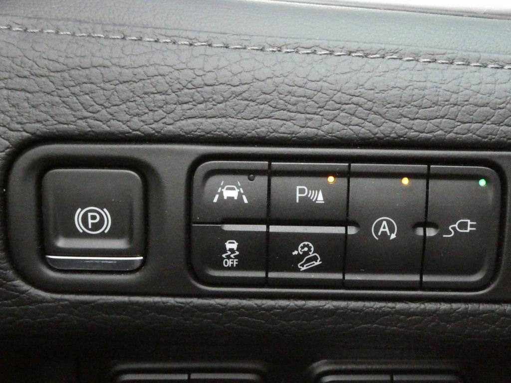 used 2021 GMC Yukon car, priced at $48,433
