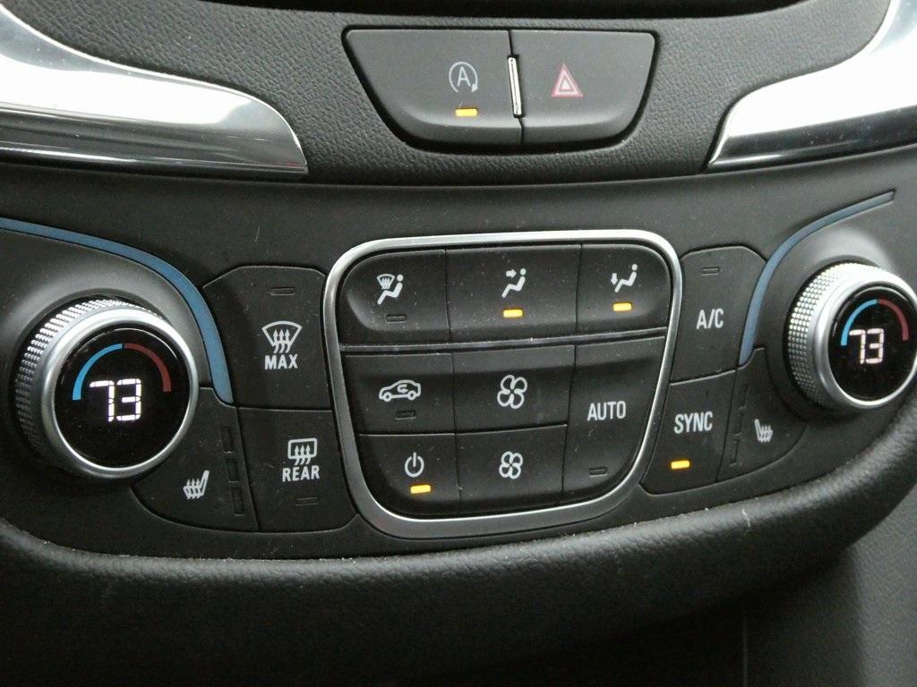 used 2023 Chevrolet Equinox car, priced at $24,270