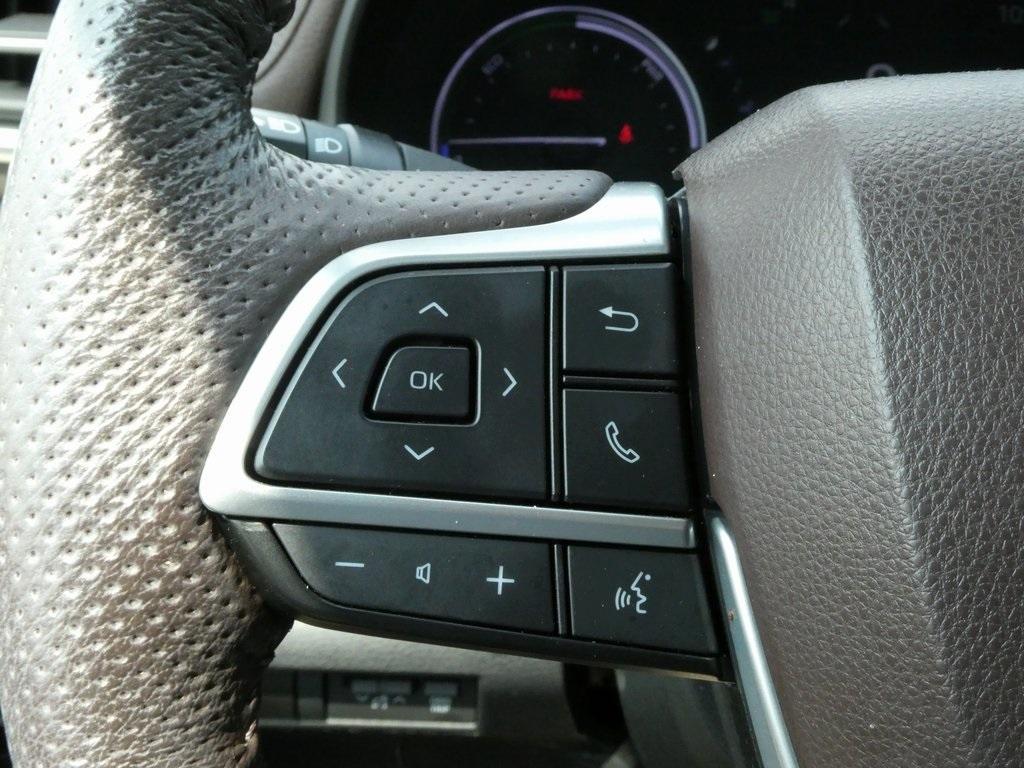 used 2022 Toyota Sienna car, priced at $47,997