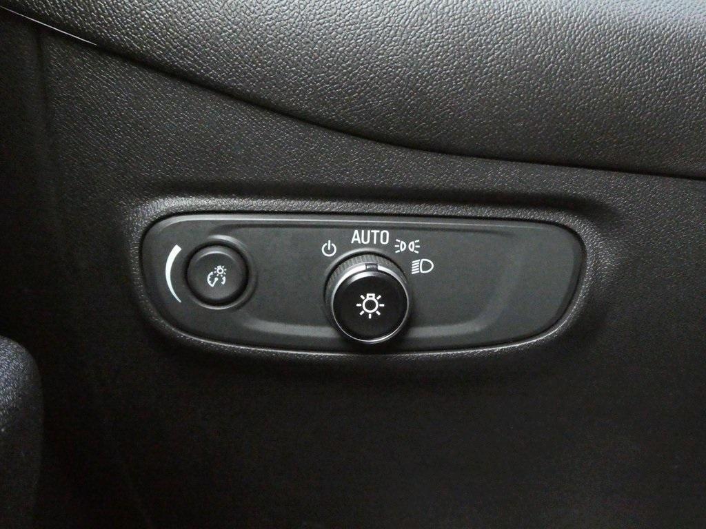 used 2023 Chevrolet Equinox car, priced at $21,498