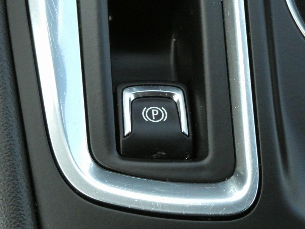 used 2023 Chevrolet Equinox car, priced at $22,249