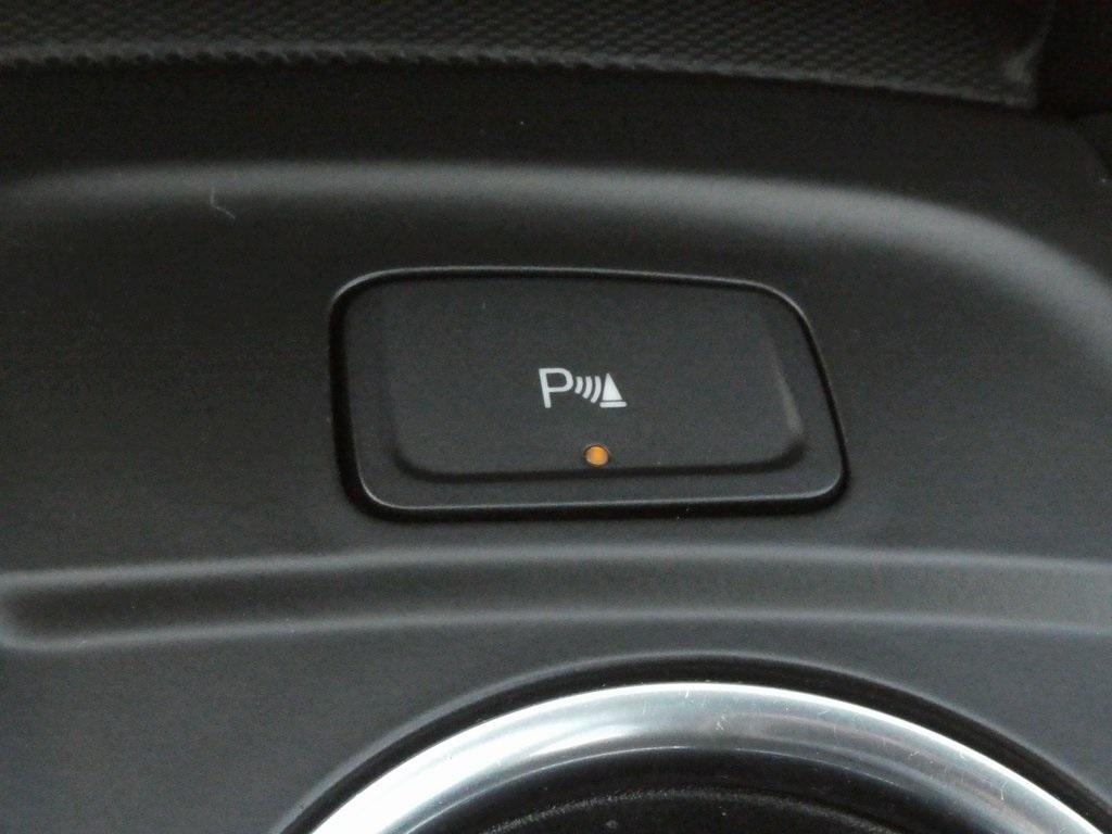 used 2023 Chevrolet Equinox car, priced at $22,249