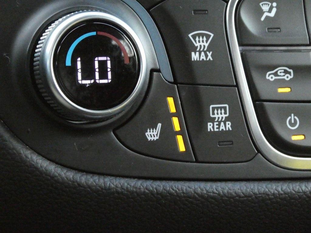 used 2023 Chevrolet Equinox car, priced at $21,498