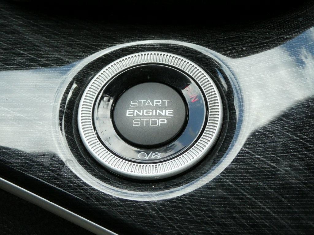 used 2022 Jeep Grand Cherokee car, priced at $33,290