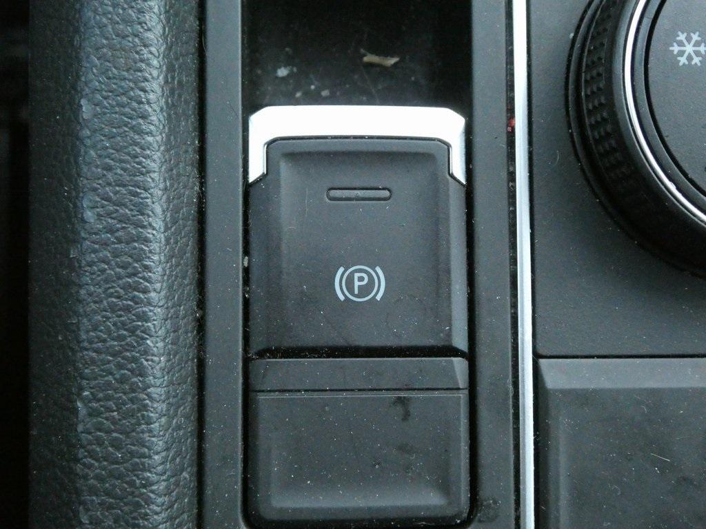 used 2022 Volkswagen Atlas car, priced at $26,132