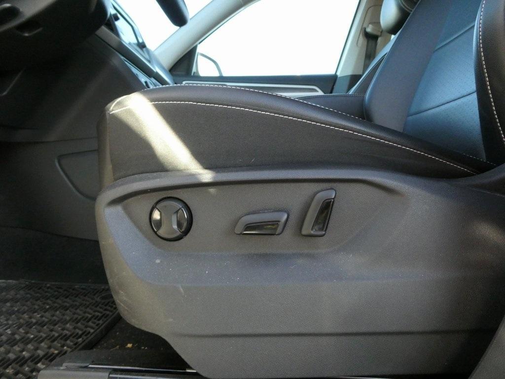 used 2022 Volkswagen Atlas car, priced at $26,132