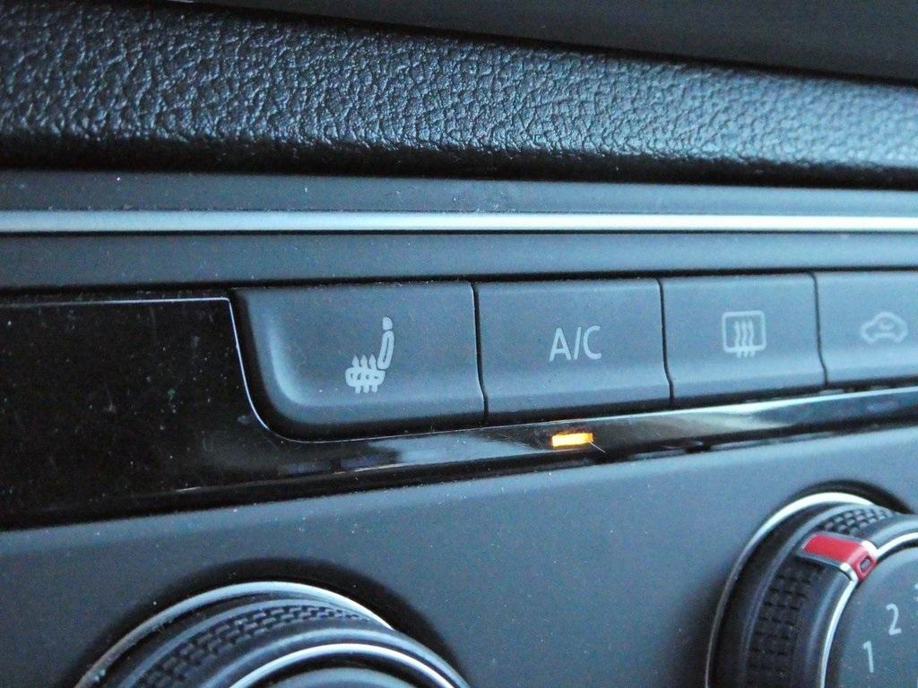 used 2022 Volkswagen Atlas car, priced at $26,132