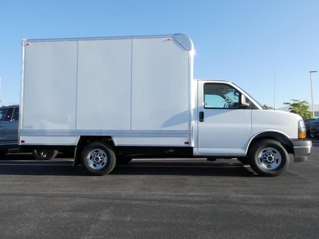 new 2025 GMC Savana 3500 car, priced at $54,183