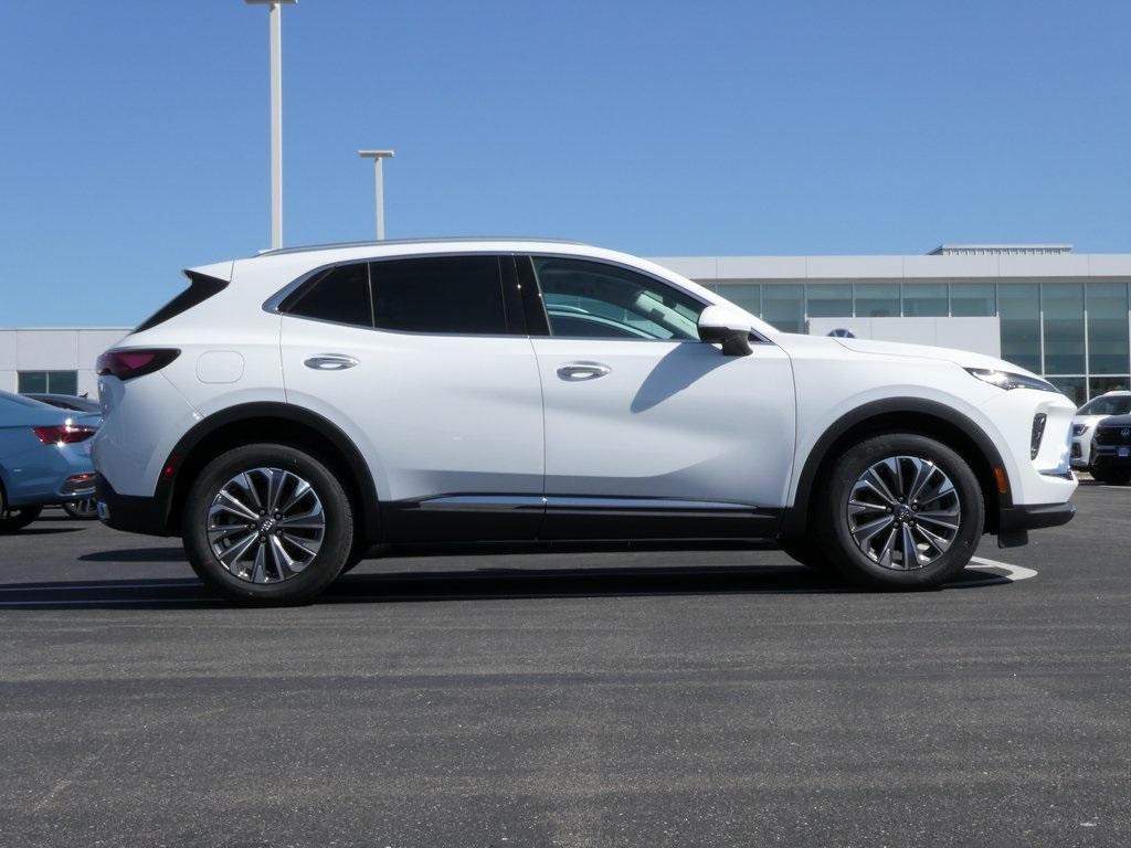 new 2025 Buick Envision car, priced at $37,658