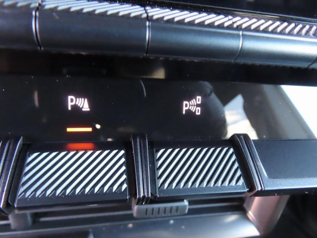 new 2025 GMC HUMMER EV SUV car, priced at $90,845