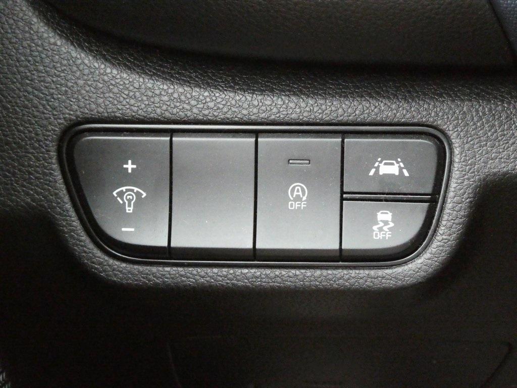 used 2023 Kia Seltos car, priced at $21,651