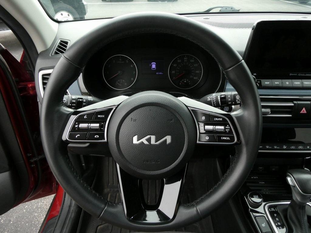 used 2023 Kia Seltos car, priced at $21,651