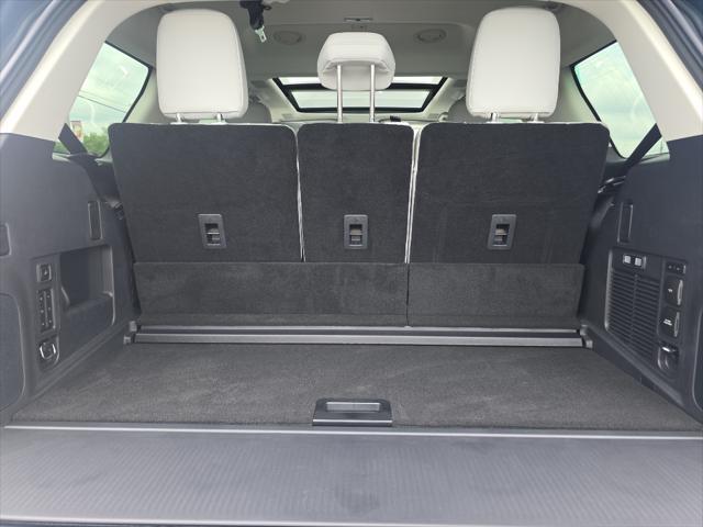 new 2025 Ford Expedition car, priced at $79,995