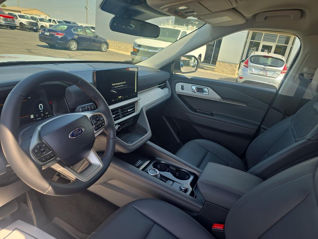 new 2025 Ford Explorer car, priced at $46,995